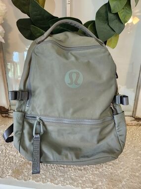 patagonia black hole bag price 25L Tote Tas Color:Pebble Beach Block and is made with Convertible Backpack Hello Kitty